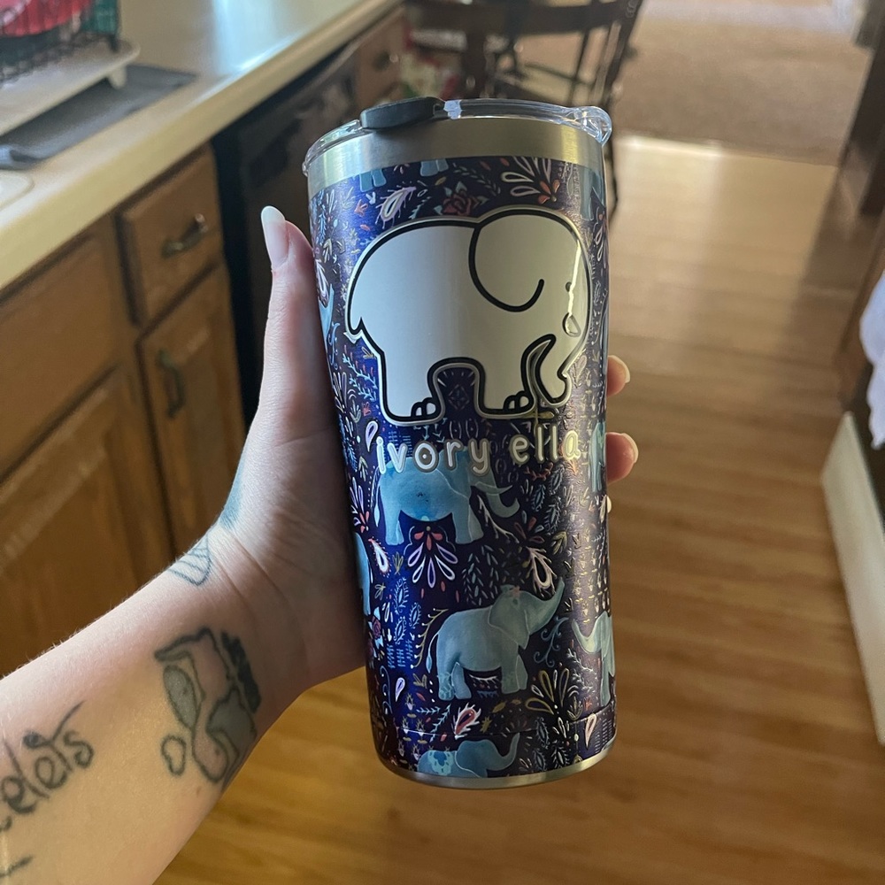 Ivory Ella tumbler